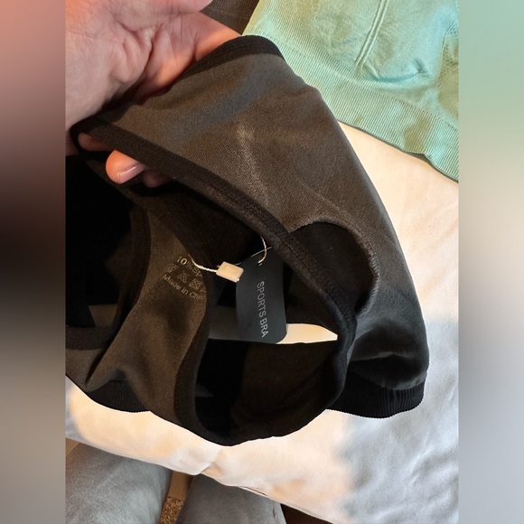 MIRITY Women Racerback Sports Bras - High Impact Workout Gym Activewear Bra - Picture 5 of 5